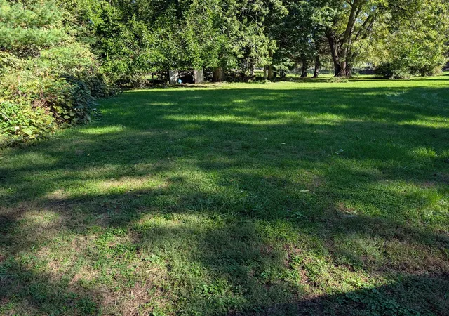 Photo 4 of Single family home for sale at 1605 S Carroll Ave, Freeport, IL 61032 | MLS# 12778128 | Listing updated on 2026-10-07