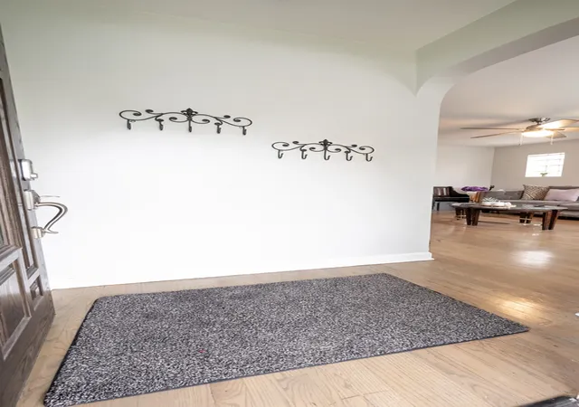Photo 2 of Single family home for sale at 4850 W Waveland Ave, Chicago, IL 60641 | MLS# 12778153 | Listing updated on 2026-10-22