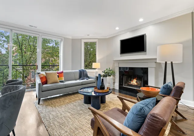 Photo 3 of Townhouse for sale at 3534 N Fremont St #3, Chicago, IL 60657 | MLS# 12778167 | Listing updated on 2026-10-07