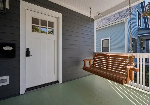 Photo 3 of Single family home for sale at 1428 Crain St, Evanston, IL 60202 | MLS# 12778173 | Listing updated on 2026-10-23