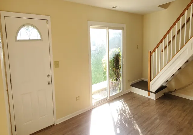 Photo 3 of Townhouse for sale at 1307 Fall Ct, Wheeling, IL 60090 | MLS# 12778188 | Listing updated on 2026-10-07