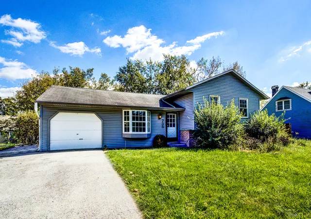 Photo 1 of Single family home for sale at 735 Bradley Ave, Matteson, IL 60443 | MLS# 12778193 | Listing updated on 2026-10-08