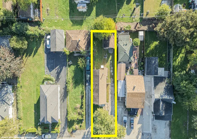 Photo 3 of Single family home for sale at 120 Jessie St, Joliet, IL 60433 | MLS# 12778216 | Listing updated on 2026-10-06