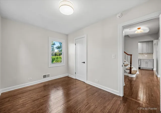 Photo 4 of Single family home for sale at 7232 W Oakton St, Niles, IL 60714 | MLS# 12778252 | Listing updated on 2026-10-09