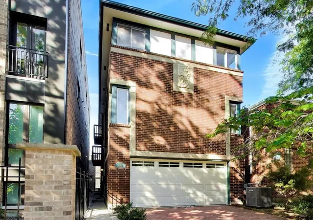 Photo 1 of Townhouse for sale at 1512 W Diversey Pkwy #C, Chicago, IL 60614 | MLS# 12778257 | Listing updated on 2026-10-08