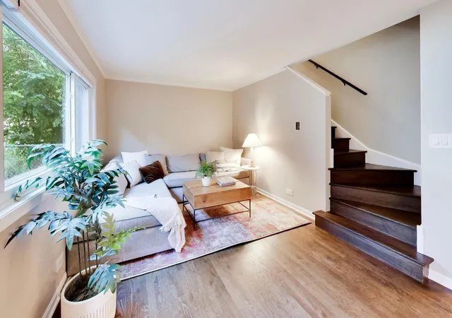 Photo 3 of Townhouse for sale at 1512 W Diversey Pkwy #C, Chicago, IL 60614 | MLS# 12778257 | Listing updated on 2026-10-08