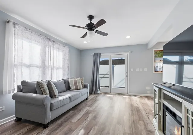Photo 3 of Single family home for sale at 16132 Latrobe Ave, Oak Forest, IL 60452 | MLS# 12778269 | Listing updated on 2026-10-10