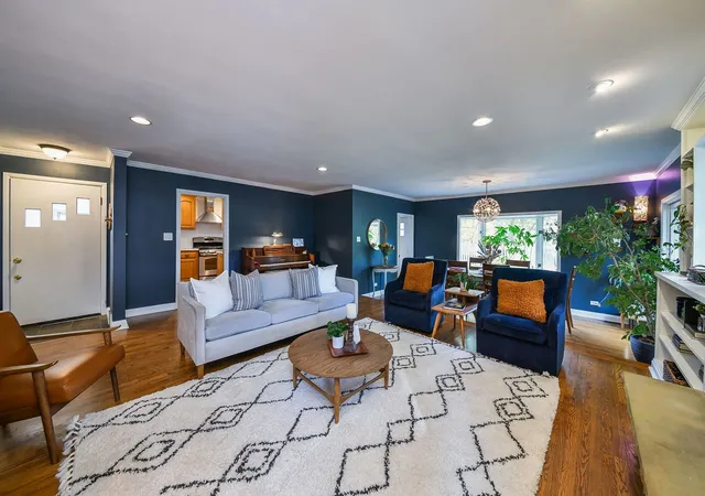 Photo 3 of Single family home for sale at 503 Wakeman Ave, Wheaton, IL 60187 | MLS# 12778294 | Listing updated on 2026-10-29