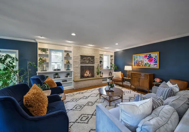 Photo 4 of Single family home for sale at 503 Wakeman Ave, Wheaton, IL 60187 | MLS# 12778294 | Listing updated on 2026-10-29