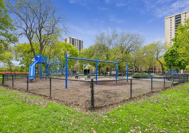 Photo 20 of Condo for sale at 3001 S Michigan Ave #2105, Chicago, IL 60616 | MLS# 12778303 | Listing updated on 2026-10-08
