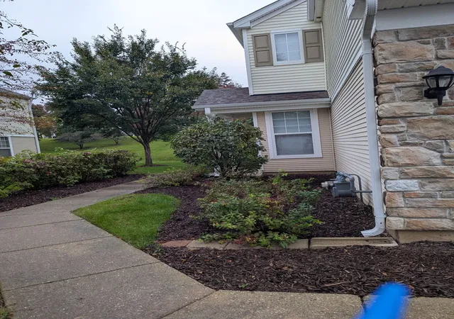 Photo 3 of Townhouse for sale at 1939 Cobblestone Dr #0, Carpentersville, IL 60110 | MLS# 12778308 | Listing updated on 2026-10-30