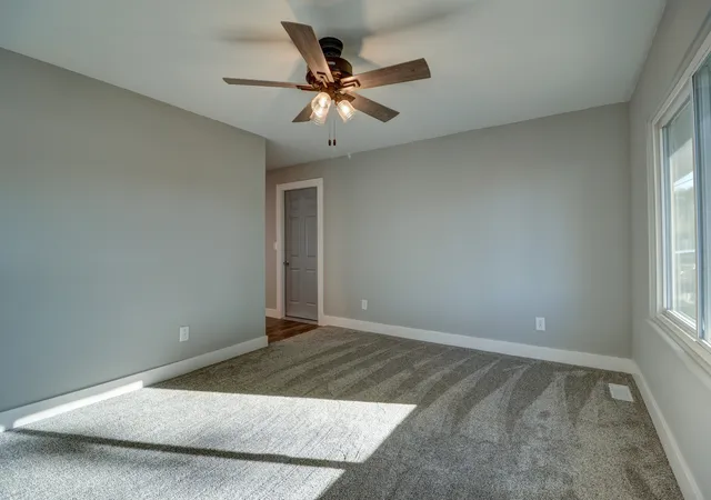 Photo 4 of Single family home for sale at 415 W 5th Street, Rock Falls, IL 61071 | MLS# 12778309 | Listing updated on 2026-10-10
