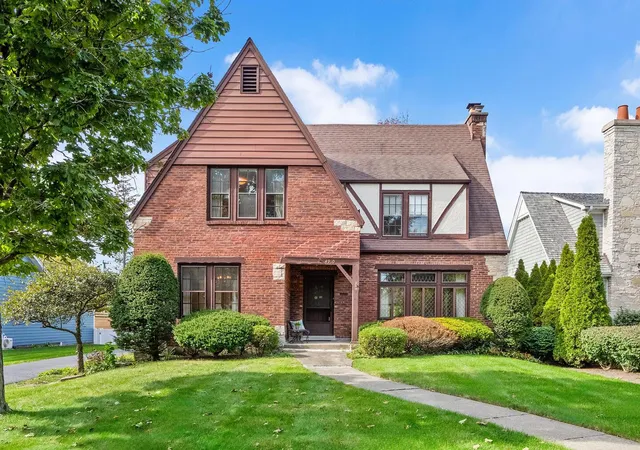 Single family home for sale at 4910 Grand Ave, Western Springs, IL 60558 | MLS# 12778312