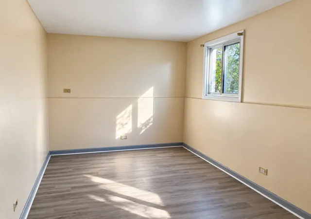 Photo 4 of Single family home for sale at 16321 Dixie Hwy, Markham, IL 60428 | MLS# 12778317 | Listing updated on 2026-10-07