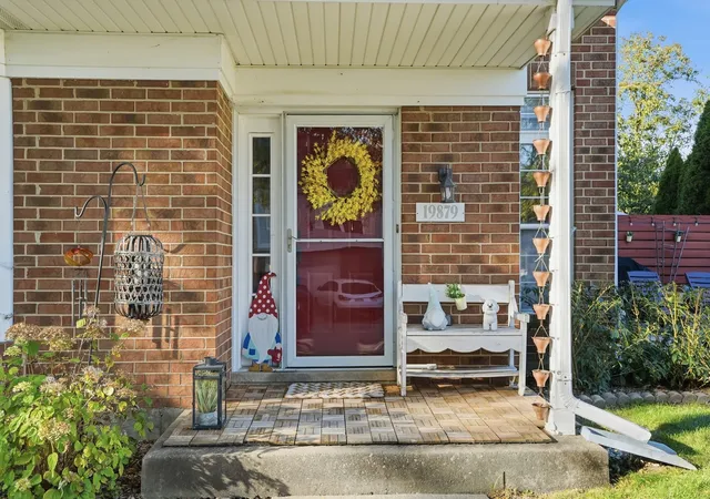 Photo 2 of Townhouse for sale at 19879 Lakeview Way, Mokena, IL 60448 | MLS# 12778333 | Listing updated on 2026-10-08