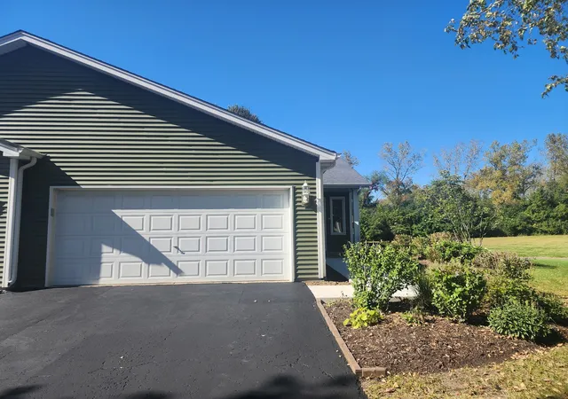 Photo 1 of Townhouse for sale at 30 S Walnut Dr, North Aurora, IL 60542 | MLS# 12778338 | Listing updated on 2026-10-09
