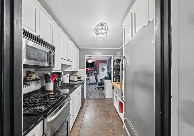 Photo 4 of Single family home for sale at 613 Illinois Dr, Rantoul, IL 61866 | MLS# 12778345 | Listing updated on 2026-10-22