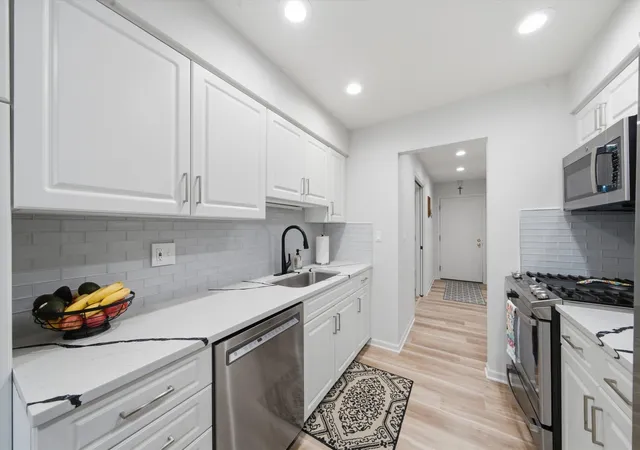 Photo 4 of Condo for sale at 350 E Dundee Rd #110, Buffalo Grove, IL 60089 | MLS# 12778347 | Listing updated on 2026-10-06