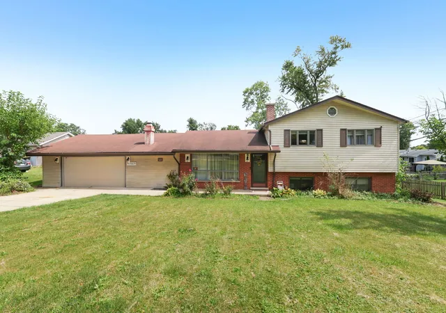 Photo 2 of Single family home for sale at 2n435 Pleasant Ave, Glen Ellyn, IL 60137 | MLS# 12778348 | Listing updated on 2026-10-17