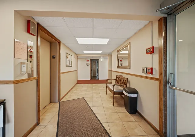 Photo 4 of Condo for sale at 5300 Walnut Ave #20A, Downers Grove, IL 60515 | MLS# 12778357 | Listing updated on 2026-10-06