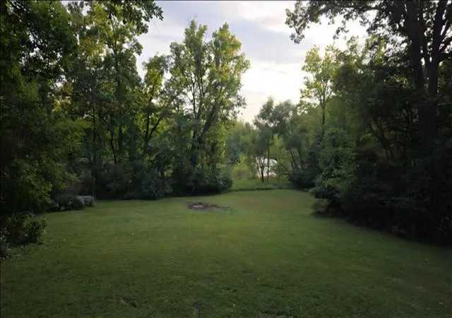 Photo 4 of Single family home for sale at 5405 Ryan Dr, Oreana, IL 62554 | MLS# 12778359 | Listing updated on 2026-10-07