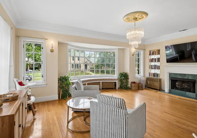 Photo 3 of Single family home for sale at 6858 Riverside Dr, Berwyn, IL 60402 | MLS# 12778363 | Listing updated on 2026-10-07