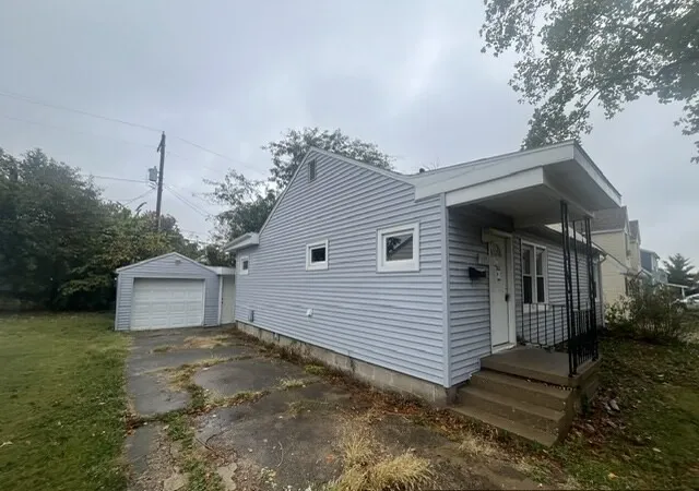 Photo 1 of Single family home for sale at 1414 14th Street, Charleston, IL 61920 | MLS# 12778373 | Listing updated on 2026-10-29
