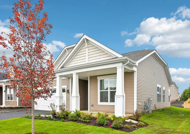 Photo 3 of Single family home for sale at 747 Alberta Ave, Oswego, IL 60543 | MLS# 12778379 | Listing updated on 2026-10-08