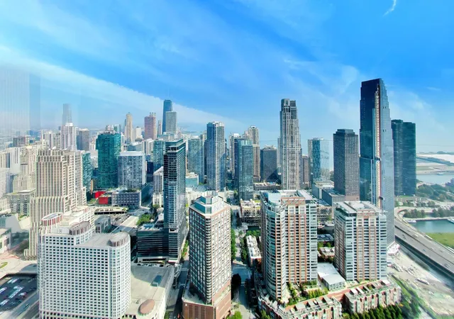 Photo 3 of Condo for sale at 363 E Wacker Dr #5401, Chicago, IL 60601 | MLS# 12778394 | Listing updated on 2026-10-07