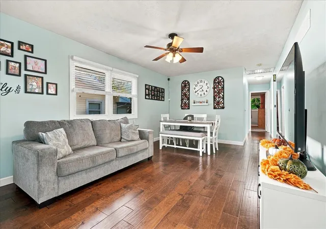 Photo 3 of Single family home for sale at 1211 Searle Dr, Normal, IL 61761 | MLS# 12778400 | Listing updated on 2026-10-07