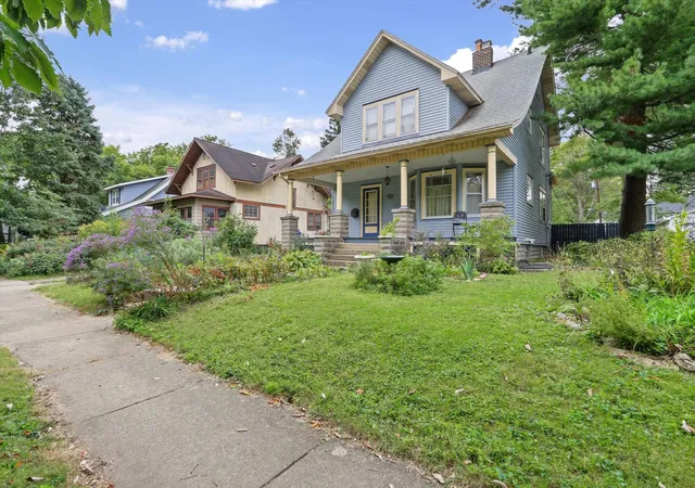 Single family home for sale at 711 S Prairie St, Champaign, IL 61820 | MLS# 12778422