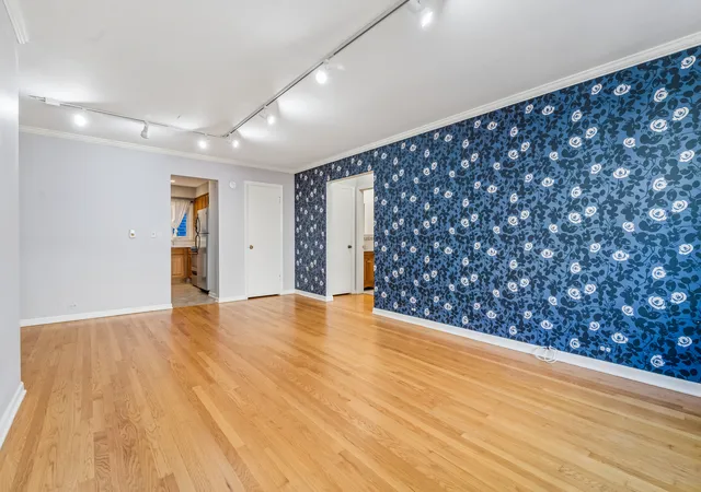 Photo 3 of Condo for sale at 912 Hinman Ave #2W, Evanston, IL 60202 | MLS# 12778429 | Listing updated on 2026-10-09