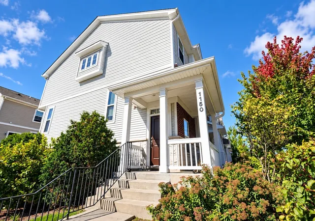 Photo 1 of Townhouse for sale at 1150 Evergreen Ave, Des Plaines, IL 60016 | MLS# 12778450 | Listing updated on 2026-10-08
