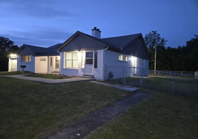 Photo 1 of Single family home for sale at 813 Chicago Rd, Chicago Heights, IL 60411 | MLS# 12778459 | Listing updated on 2026-10-07
