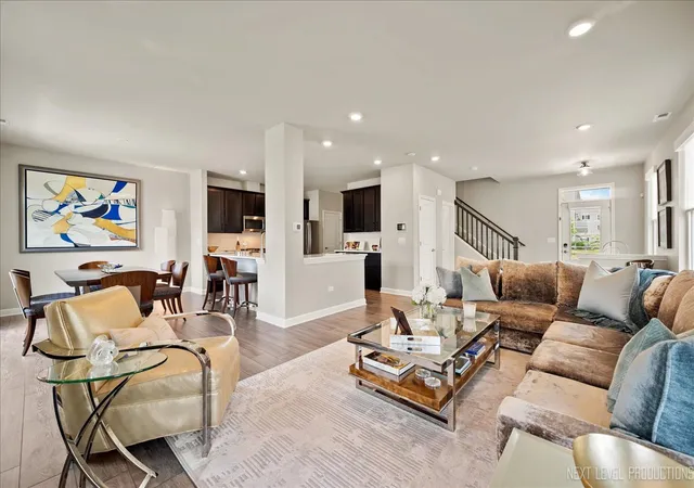 Photo 4 of Townhouse for sale at 4116 Chelsea Manor Cir, Aurora, IL 60504 | MLS# 12778548 | Listing updated on 2026-10-08