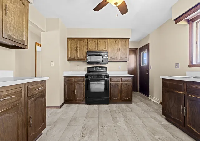 Photo 4 of Single family home for sale at 4385 St Malo Rd, Rockford, IL 61101 | MLS# 12778557 | Listing updated on 2026-10-07
