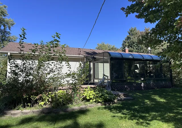 Photo 4 of Single family home for sale at 112 W Carol Ave, Cortland, IL 60112 | MLS# 12778560 | Listing updated on 2026-10-06