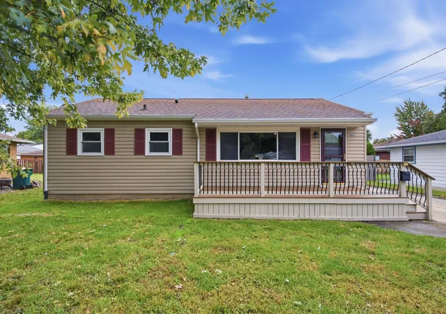 Single family home for sale at 1603 N Sterling St, Streator, IL 61364 | MLS# 12778563