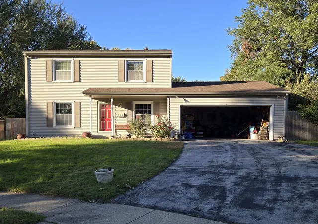 Single family home for sale at 904 Hanlin Ct, Normal, IL 61761 | MLS# 12778569