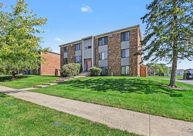 Condo for sale at 280 Canterbury Ln #5, Bolingbrook, IL 60440 | MLS# 12778606