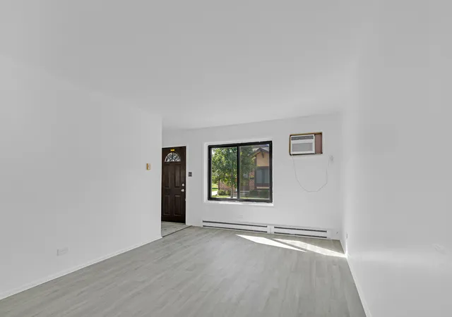 Photo 2 of Townhouse for sale at 1s175 Winthrop Ln, Villa Park, IL 60181 | MLS# 12778613 | Listing updated on 2026-10-07