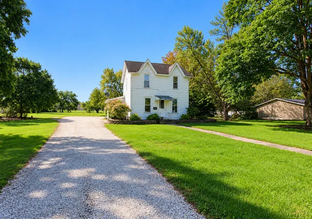 Single family home for sale at 737 E Grant Hwy, Marengo, IL 60152 | MLS# 12778644