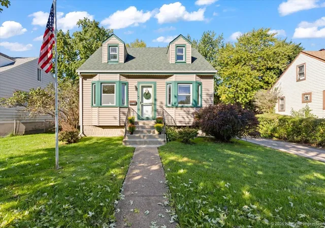 Single family home for sale at 11462 S Troy Ave, Alsip, IL 60803 | MLS# 12778690