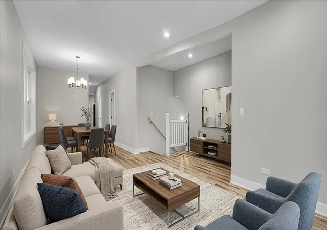 Listing Photo 5 - Condo for sale in building located at 7026 S Eberhart Ave, Chicago, IL 60637