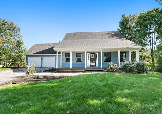 Single family home for sale at 39w255 Fabyan Pkwy, Geneva, IL 60134 | MLS# 12778696