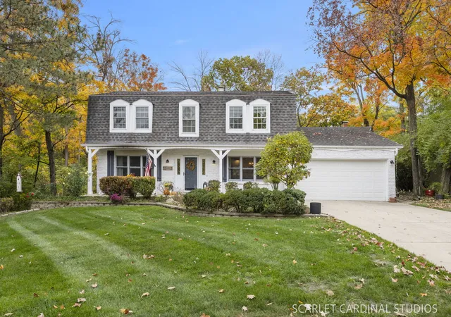 Single family home for sale at 23w112 Kings Ct, Glen Ellyn, IL 60137 | MLS# 12778702