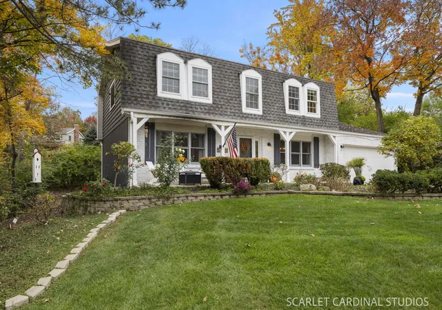 Photo 1 of Single family home for sale at 23w112 Kings Ct, Glen Ellyn, IL 60137 | MLS# 12778702 | Listing updated on 2026-10-29