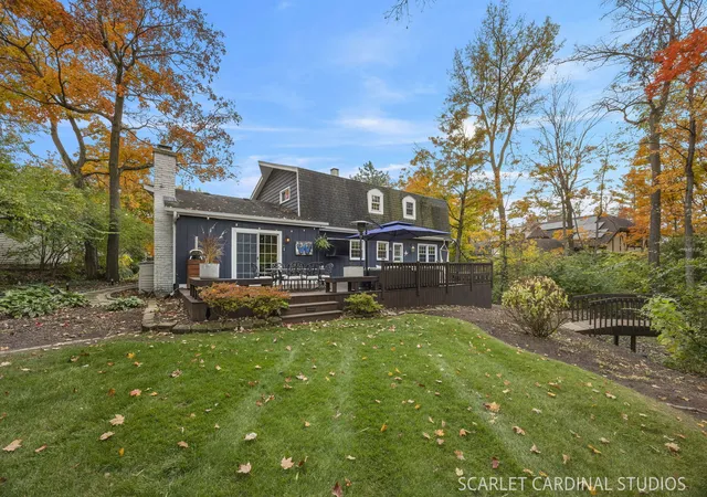 Photo 3 of Single family home for sale at 23w112 Kings Ct, Glen Ellyn, IL 60137 | MLS# 12778702 | Listing updated on 2026-10-29