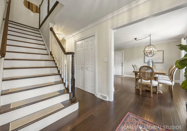 Photo 4 of Single family home for sale at 23w112 Kings Ct, Glen Ellyn, IL 60137 | MLS# 12778702 | Listing updated on 2026-10-29