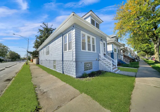 Photo 2 of Single family home for sale at 1401 W 72nd Street, Chicago, IL 60636 | MLS# 12778706 | Listing updated on 2026-10-06